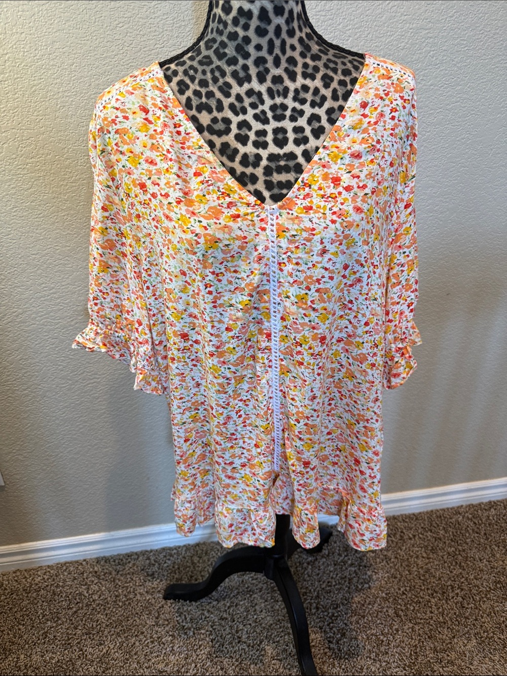 Lightweight Floral V-Neck Blouse - White with Pink & Yellow Flowers